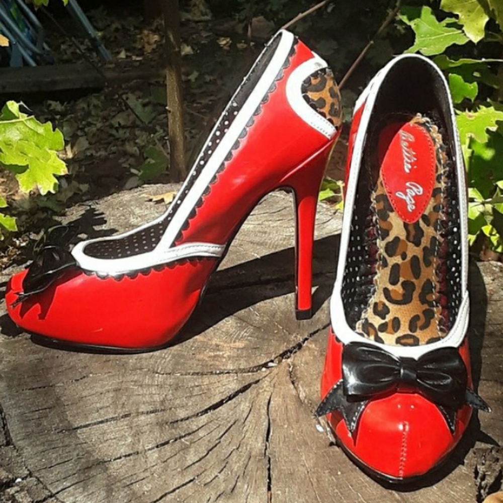 Bettie Page stiletto heels by Ellie
